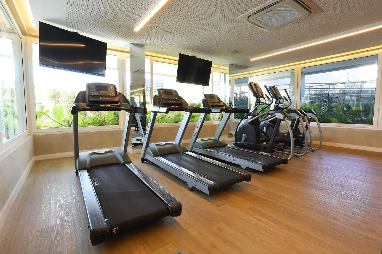 Apto em localização incrível no Centro, prédio com piscina e academia Apartamento Florianópolis