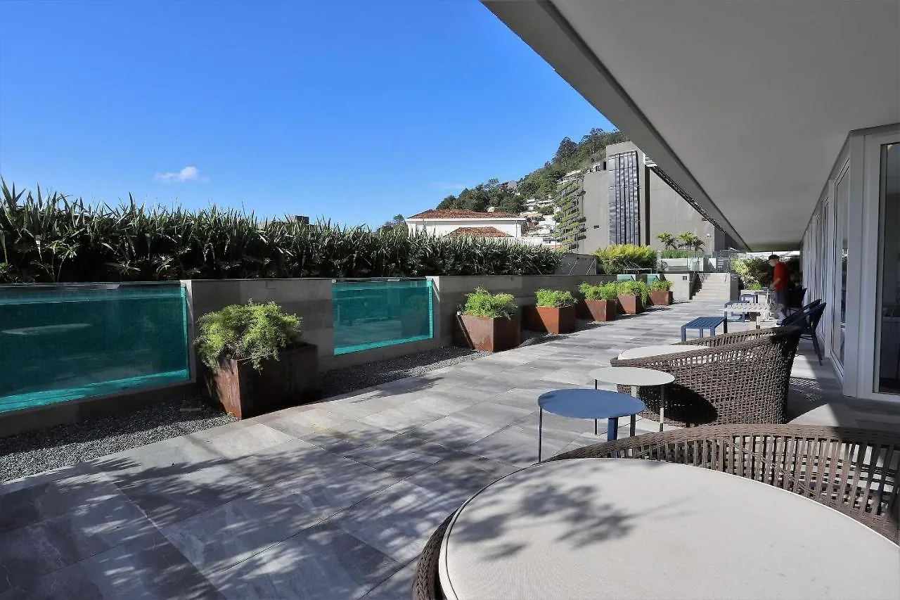 Apto em localização incrível no Centro, prédio com piscina e academia Apartamento Florianópolis